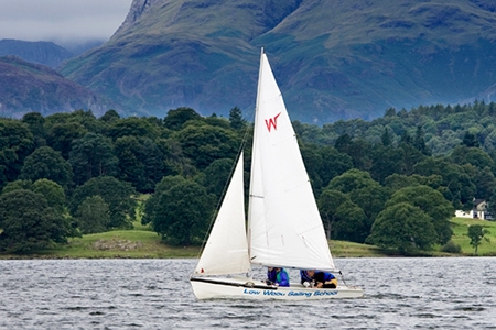 low-wood-view-of-langdale-pikes